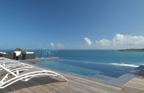 Corossol House | The Perfect View of Anse de Cayes/St Jean Beach
