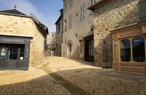 Terrasson-la-Villedieu House | The Périgord houses on the abbey side