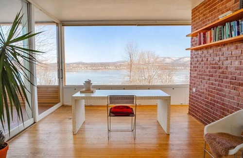 Middle Hope House | The Philip Johnson Wolfhouse