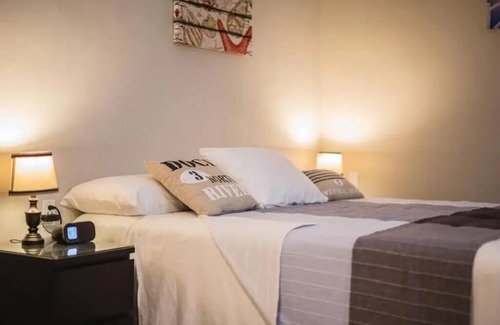Marie Pampoen Bed & Breakfast | The pier Beach - Ocean View 1