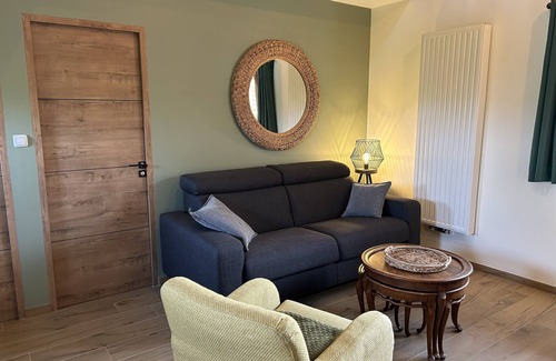 Ennevelin Cottage | The Pigeonnier, gîte at Domaine D'antan
