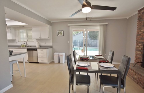 Redding House | The Pineapple House -Swimming Pool- Best Reviews!