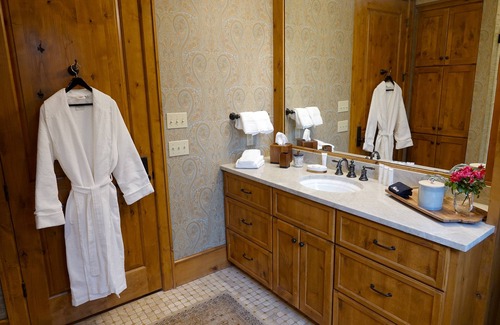 Waukomis House | The Pioneer House at Buffalo Point
