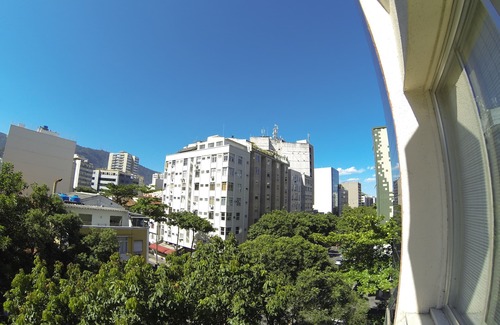 Leblon Apartment | The Place Leblon 100m2 02 suites. 2nd block from the beach.