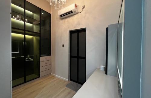 Ayer Tawar House | The Place