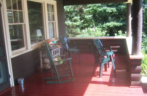 Stonington House | The Playhouse at Spruce Harbor
