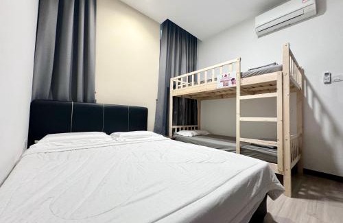 Taman Charming Apartment | The Podium-3R2B-Free 2 Parking-12 Pax