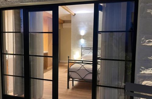 Himare House | The Poet's House