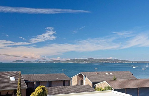 Soldiers Point Apartment | The Point, 5, 5-7 Mitchell Street large balcony with great water views