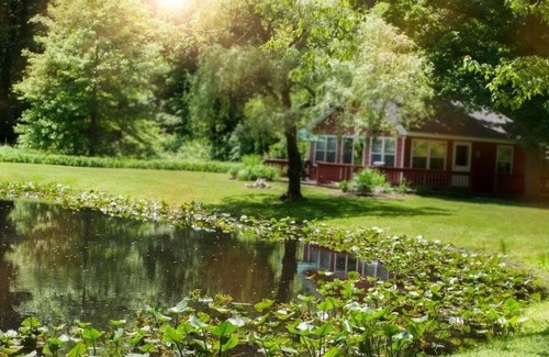 Austinburg Cabin | The Pond Cottage at Rustic River Retreats-quiet & secluded Wine Country getaway