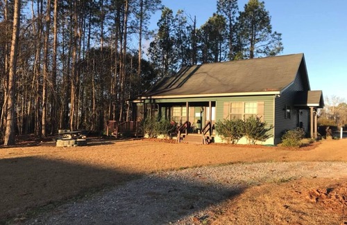 Statesboro House | The Pond House- Tranquility, seclusion, and a view!