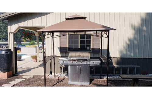 Porter House | The "Pool Barn Camper" w/Hot Tub near Indiana Dunes