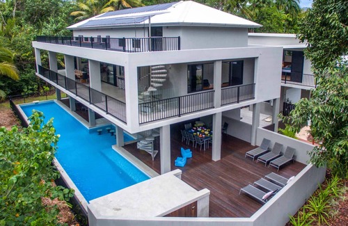 Port Douglas House | The Port Douglas Beach House