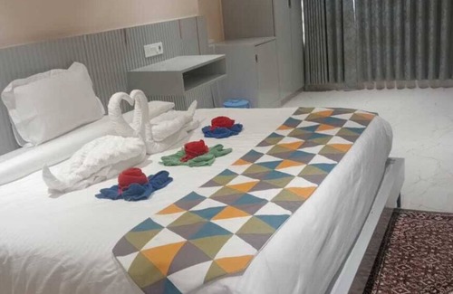 Rajpipla Hotel | The Pramukh 2
