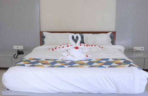 Rajpipla Hotel | The Pramukh 2