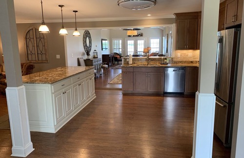 Seneca House | THE Premier Clemson/Seneca Lake Home