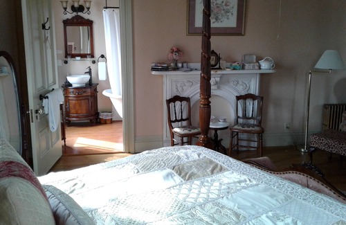 Wrentham Bed & Breakfast | The Proctor Mansion Inn