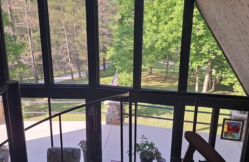 Olive Hill House | The property is relaxing and family-oriented, nestled in the hills of Kentucky.