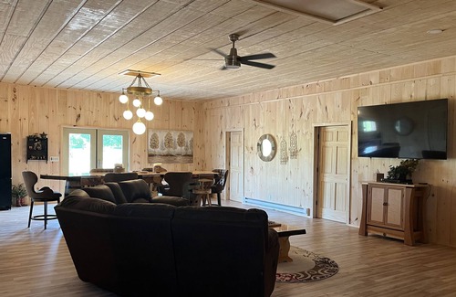 Manton House | The Puffer Ranch nested in the country side with many adventures minutes away!