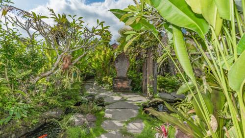 Batuan Hotel | The Puspa Villa