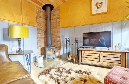 Billingshurst House | The Quail Cabin