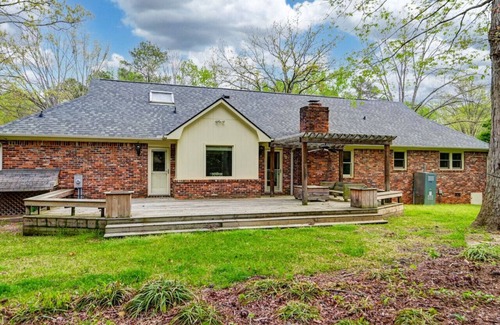 Harbison House | The Quail's Nest of Harbison | Sleeps 8