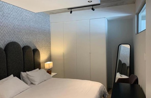 Cape Town City Centre Apartment | The Quarter Mountain View Haven at Waterkant