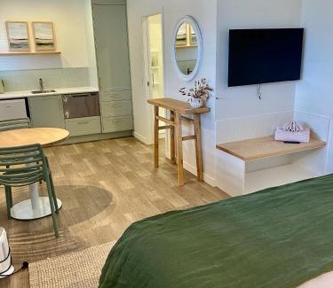 Turangi Cabin | The Quarters