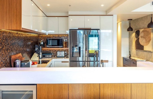 Auckland Central Business District Apartment | The Quays - Auckland Viaduct