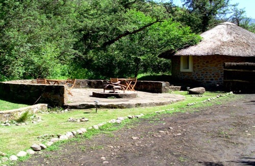 Hlotse House | The Queen-Size-Bed Riverside Huts