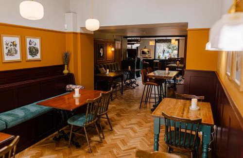 Chew Magna Hotel | The Queens Chew Magna