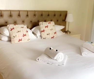 City Centre Bed & Breakfast | The Queens Head