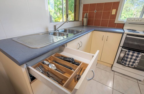 West Gladstone Apartment | The Queenslander - Stone's Throw from City Centre and Gladstone Hospital