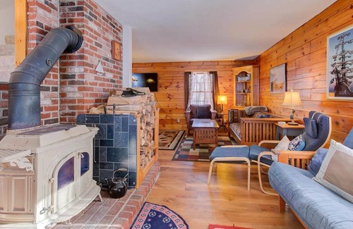 Birchview by the Saco Cabin | The Quintessential Cabin Up North | Prime Location