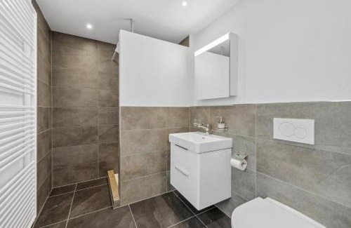 Neuhausen am Rheinfall Apartment | The R Apartment Laufen - relaxing free parking
