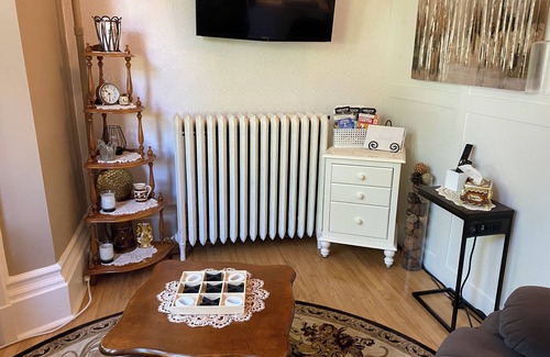 Queens Square Apartment | The Reagh's (one room suite)-1 of 3 suites in this Heritage property 4.5 star