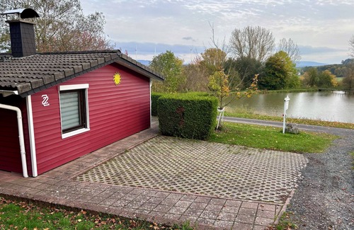 Hohenroda House | The red house by the lake - vacation home in a fantastic location