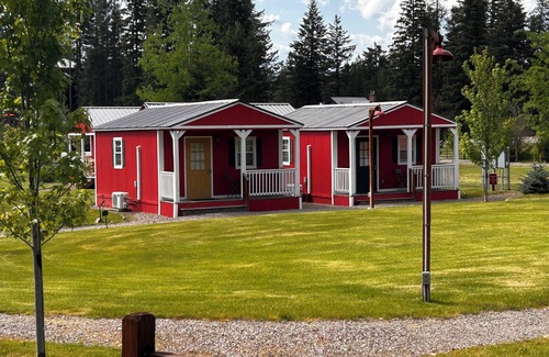 Coram Cabin | The Red Station by Glacier - Cabin #6 with AC and laundry
