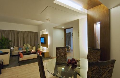 Vashi Hotel | The Regenza By Tunga