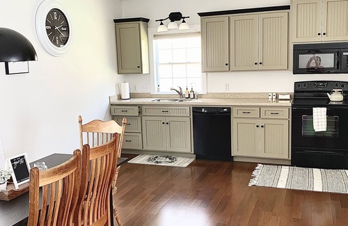 Lynn Bed & Breakfast | The Relaxing Oaks