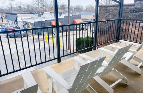 Searcy Apartment | The Reserve on Spring in downtown Searcy close to restaurants and Harding!