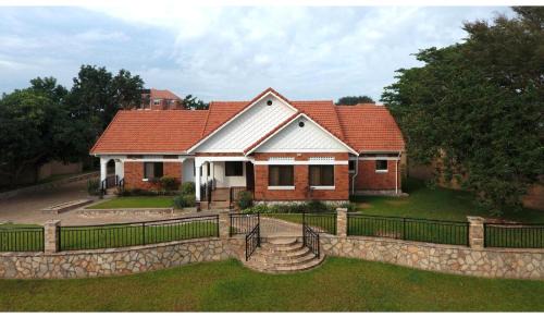 Entebbe House | The Residence at Lunyo