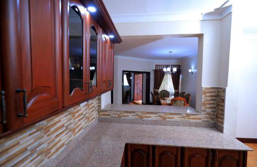 Entebbe House | The Residence at Lunyo