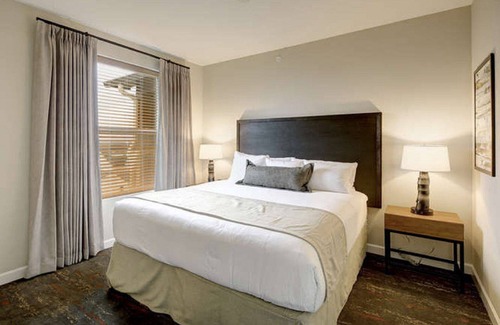 Marble Falls Resort | The resort is breathtaking in all directions!