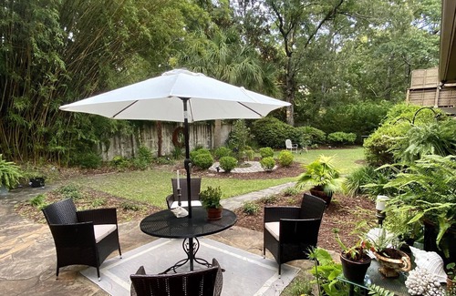 Mount Pleasant House | THE RESTFUL RETREAT, CLOSE TO EVERYTHING!