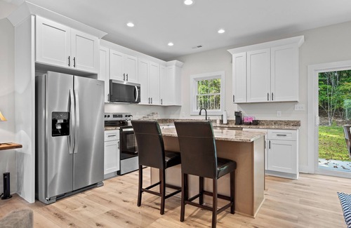 Lynchburg House | The Retreat at English Tavern - Liberty Univ 2 mi/LYH Airport 1 mi