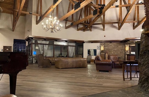 Mount Charleston Hotel | The Retreat on Charleston Peak, Standard Double Queen, Scenic Getaway!