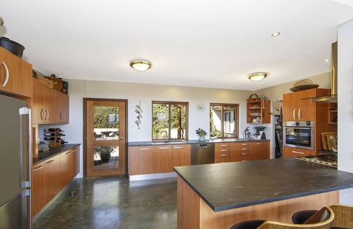 Barrington House | The Retreat - Riverside at Barrington