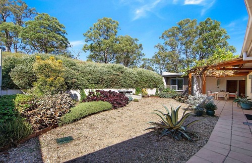Barrington House | The Retreat - Riverside at Barrington