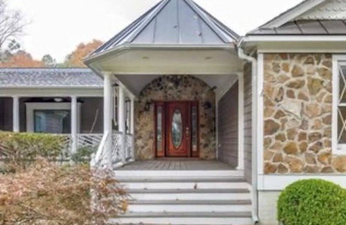Glen Allen House | ~THE RETREAT~